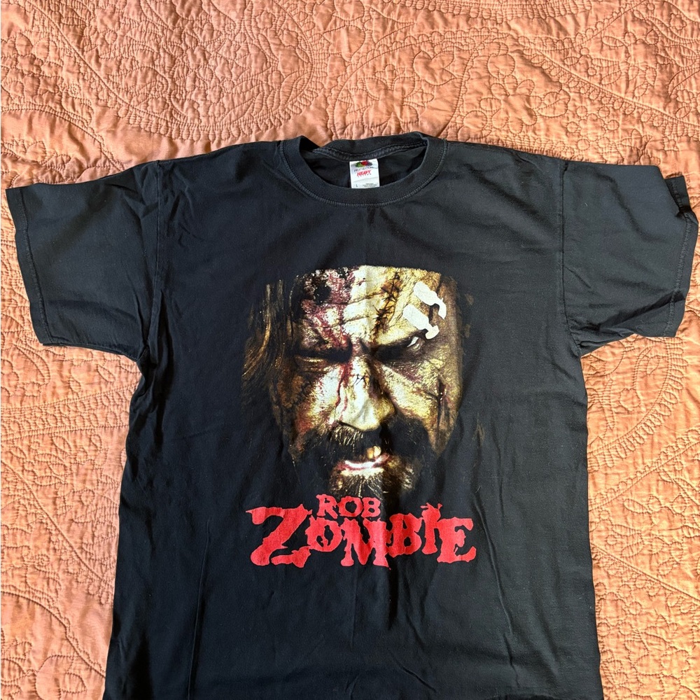 Vinatage Rob Zombie Graphic Tee with Red Logo